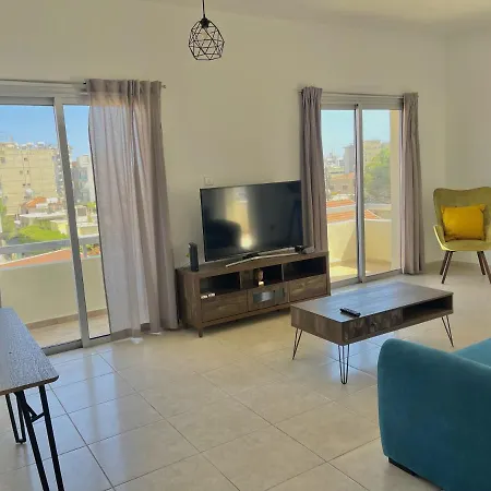 Urban Retreat - Your Ideal Getaway In Διαμέρισμα *